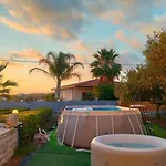 Alojamento de Acomodação e Pequeno-almoço La Chicca Di Milu' For Pet Lovers, Un'oasi Pet-friendly Tra Mare E Campagna 4*